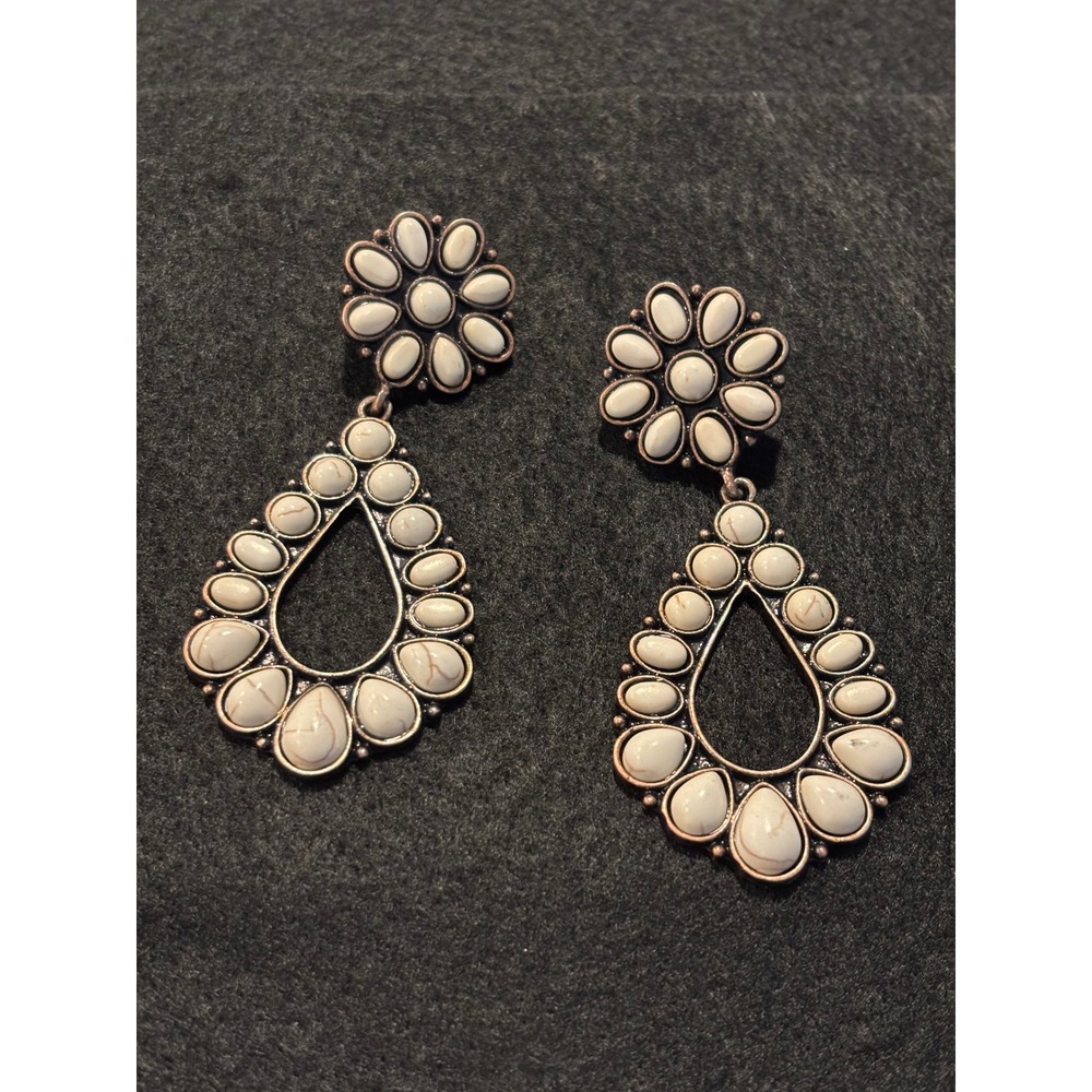 Western White Turquoise Copper Tone Floral Teardrop Statement Drop Earrings
